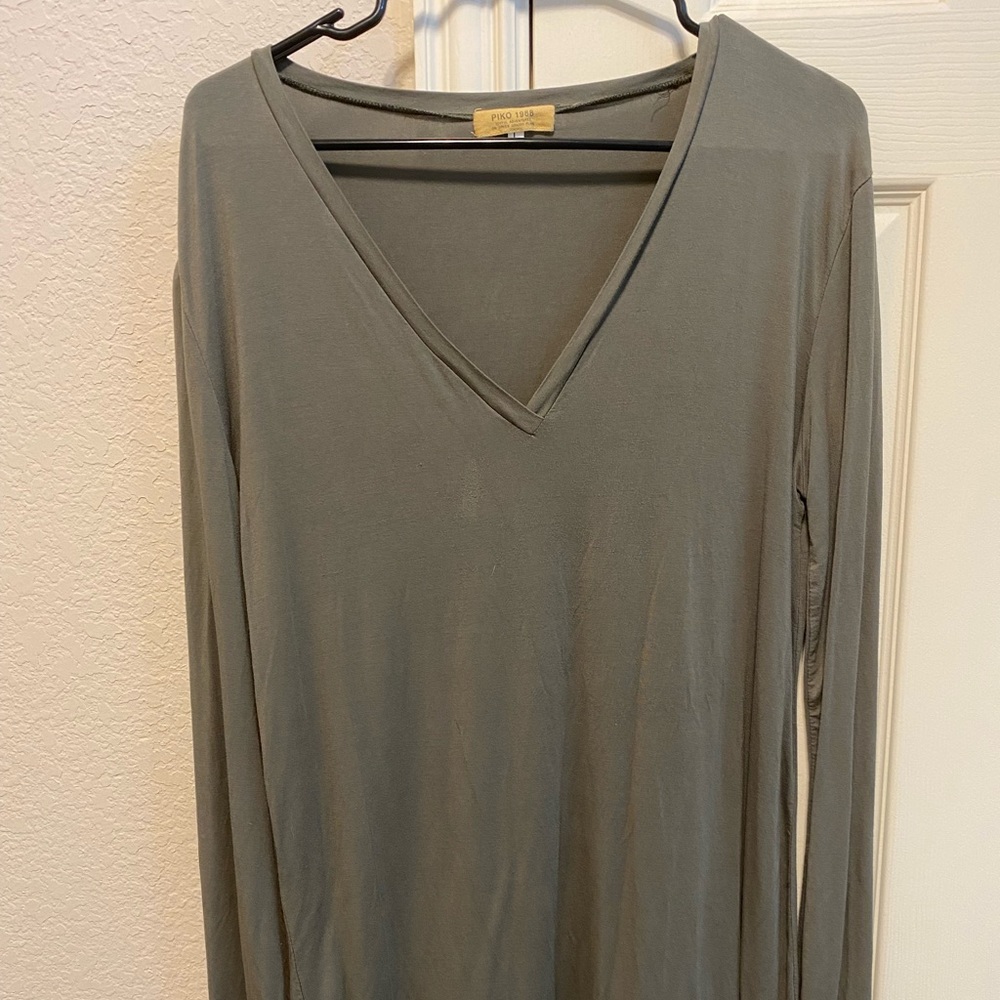 Piko Long sleeve dark green shirt.